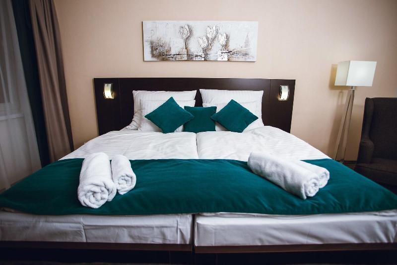 Hotel Crystal Kösice Dış mekan fotoğraf