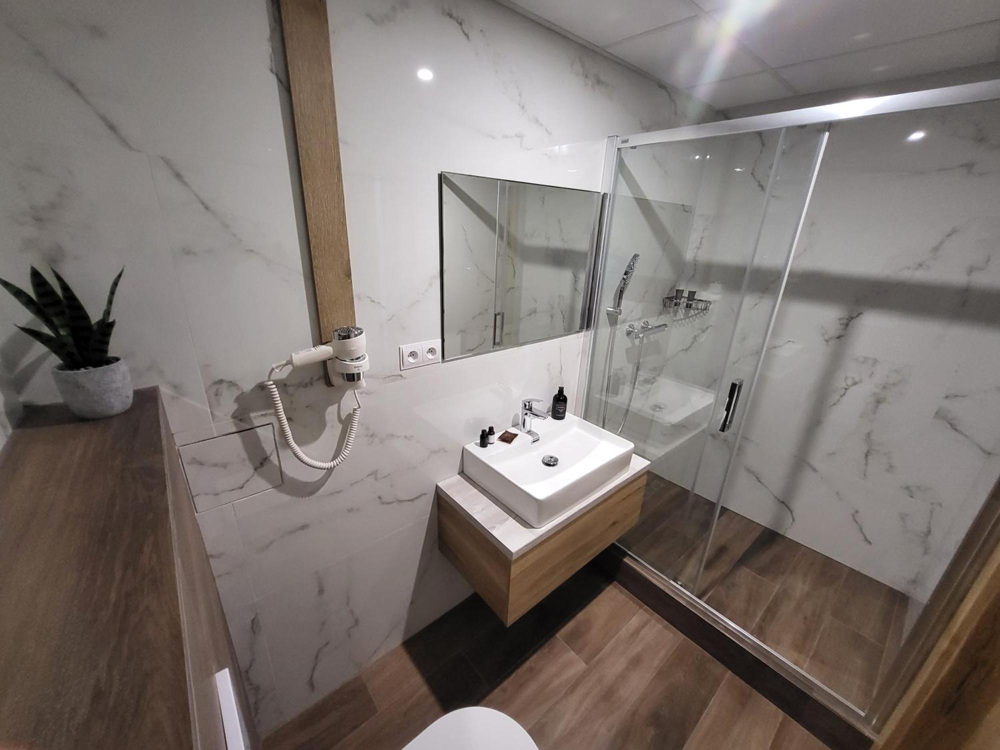 Hotel Crystal Kösice Dış mekan fotoğraf