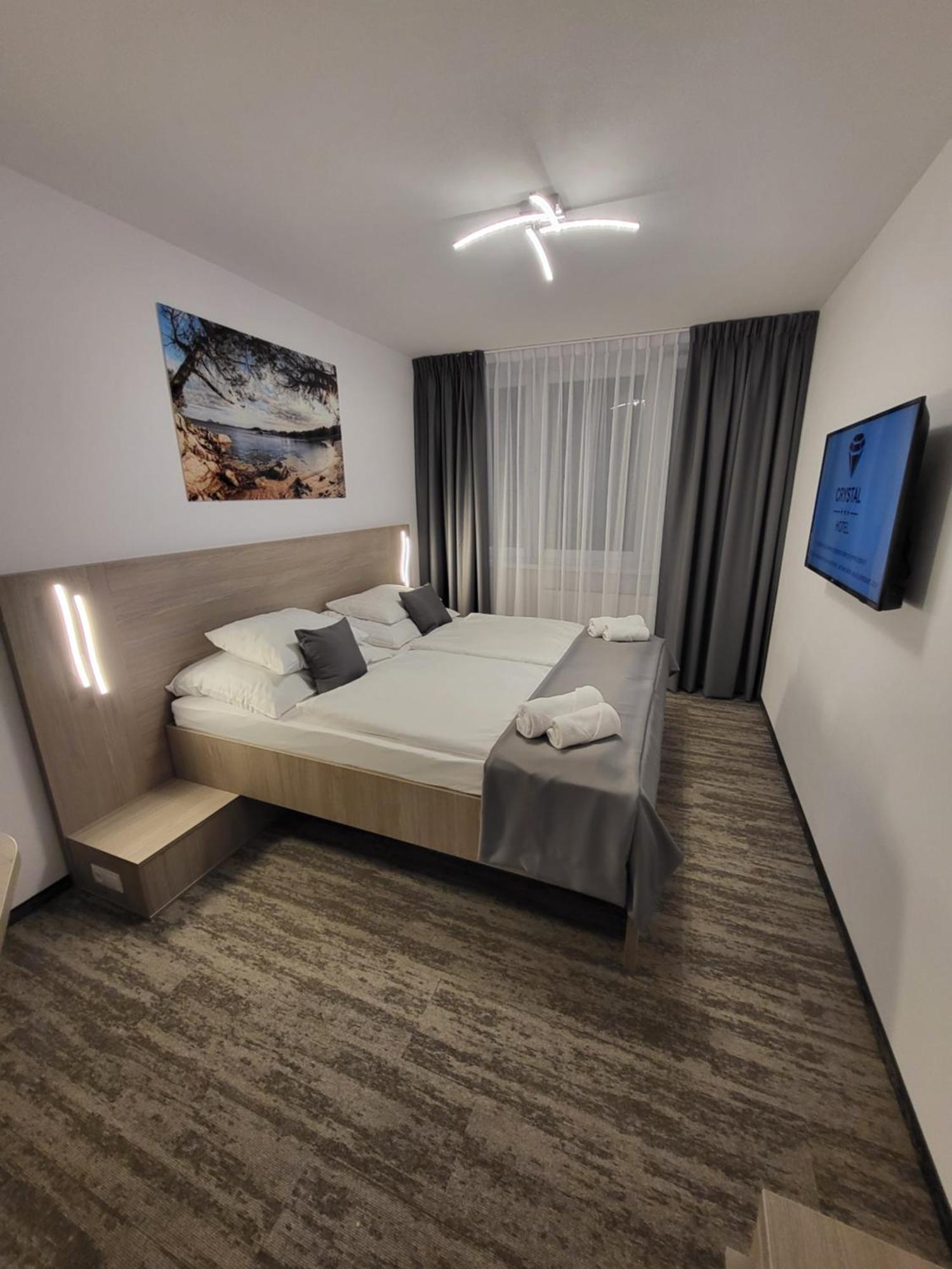 Hotel Crystal Kösice Dış mekan fotoğraf